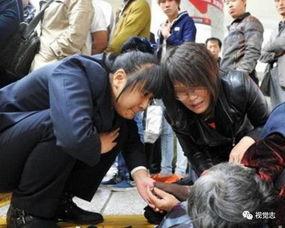 坏人变成人的样子视频